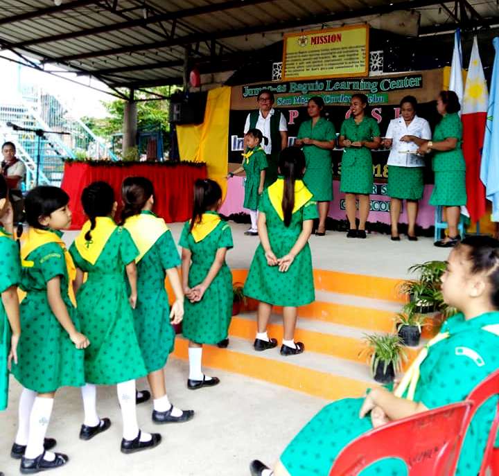 scouts,girl scouts,activities,stage,uniforms